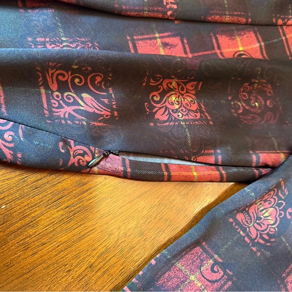 John Galliano Silk Dress | Elegant Plaid Print | Designer Luxury - Picture 11 of 16